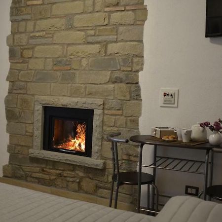B&B La Casa Sulla Roccia Пиетрапертоза Екстериор снимка