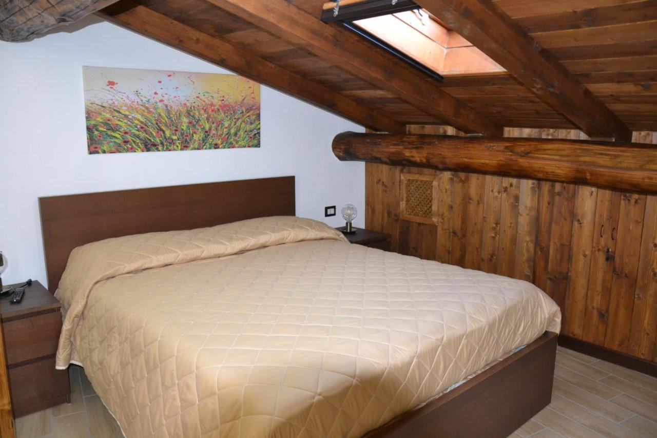 B&B La Casa Sulla Roccia Пиетрапертоза Екстериор снимка