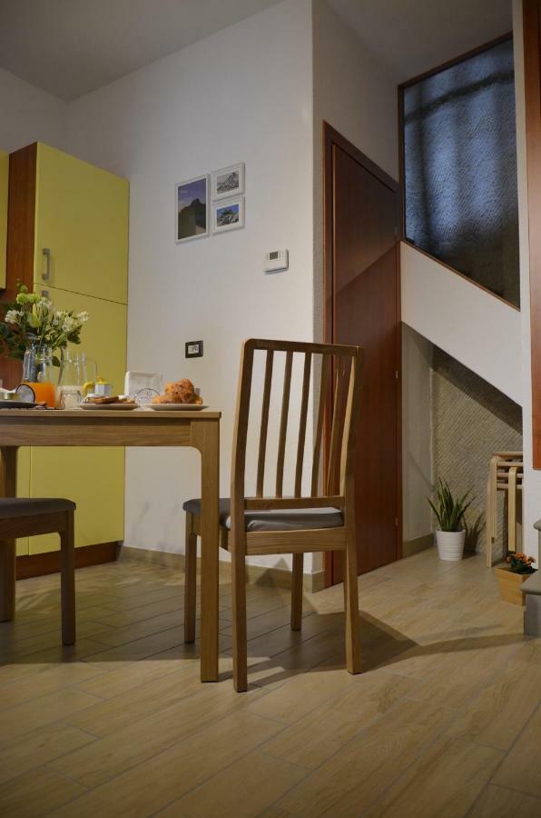 B&B La Casa Sulla Roccia Пиетрапертоза Екстериор снимка